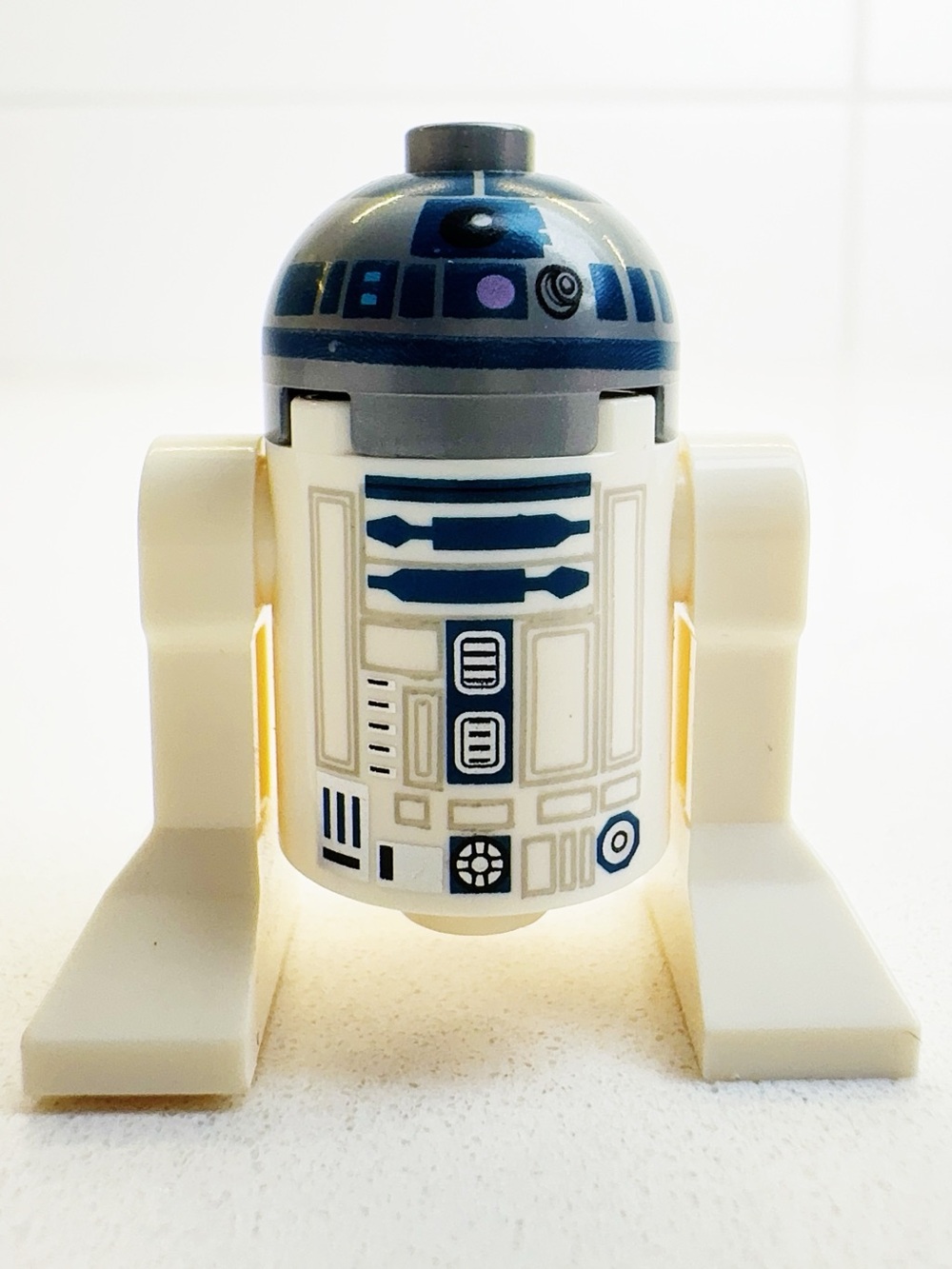 R2-D2 Inspired White and Blue Bathroom Accessory